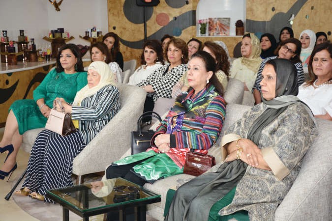 حرم سمو ولي العهد شريفة الجاسم لدى حضورها الفعالية الصحية التوعوية بمناسبة عيد الام 
