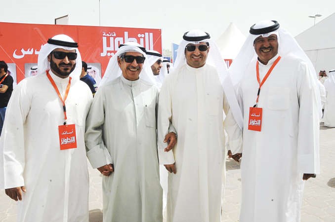 معادل الخرافي ومسعد المحيلبي ودبدر الشريعان	محمد هاشم﻿
