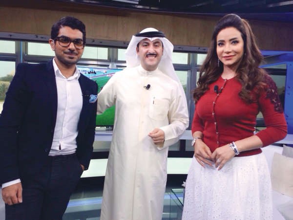 لوجين والعميري والشاعر في استديو البرنامج ﻿