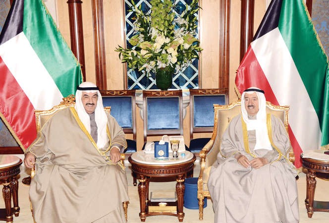 صاحب السمو الامير الشيخ صباح الاحمد مستقبلا سمو الشيخ ناصر المحمد