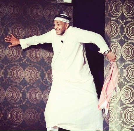 سلطان الفرج يمر بمراهقة متأخرة