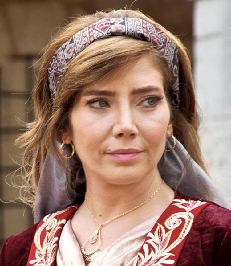 سلافة معمار