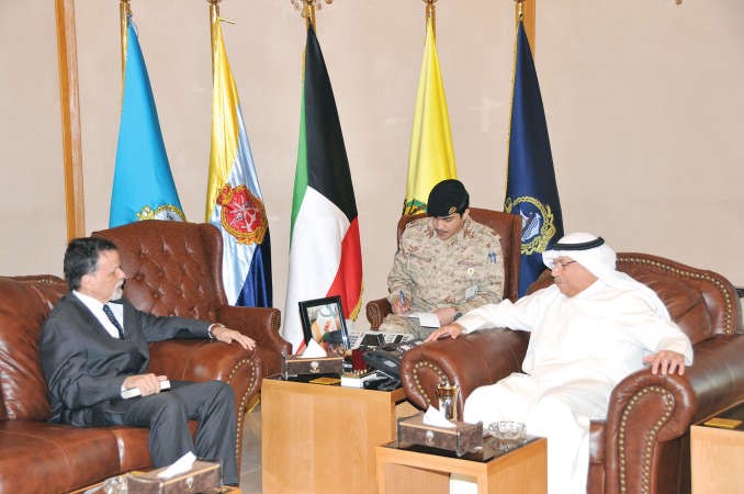 الشيخ خالد الجراح مستقبلا سفير البرازيل