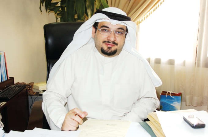 محمود عبد الهادي ضيف «ألو الأنباء» الخميس