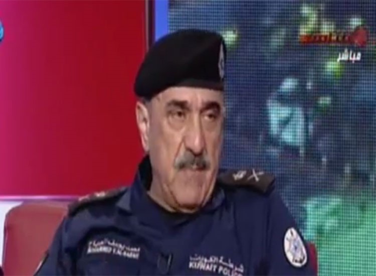 بالفيديو.. اللواء اليوسف للمذيع: شنو 55 الحرارة بالصيف انا بنفسي قستها مرة 67