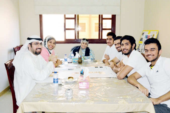 المشاركون في اللجنة﻿