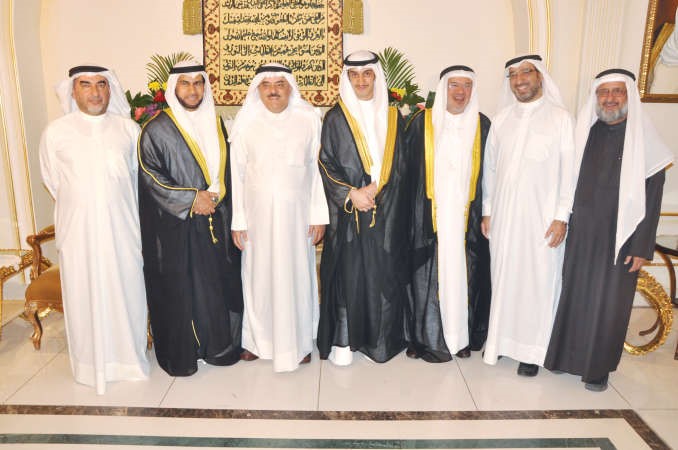 دعصام الفليج ومحمد الكندري يباركان﻿