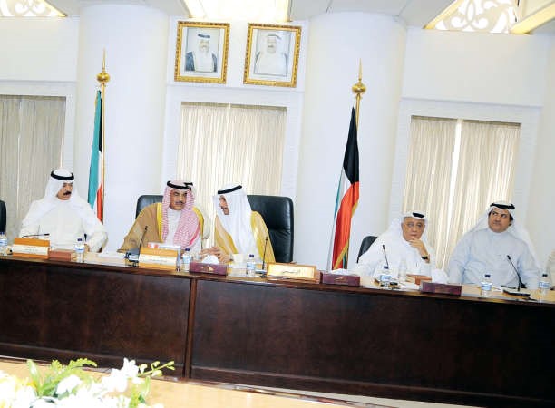 رئيس مجلس الامة مرزوق الغانم والشيخ صباح الخالد والشيخ محمد الخالد ونبيل الفضل وسلطان اللغيصم اثناء الاجتماع
