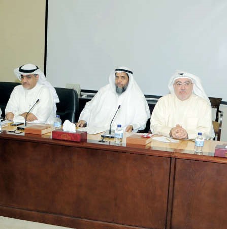 خليل الصالح ودعبدالرحمن الجيران ودخليل عبدالله
