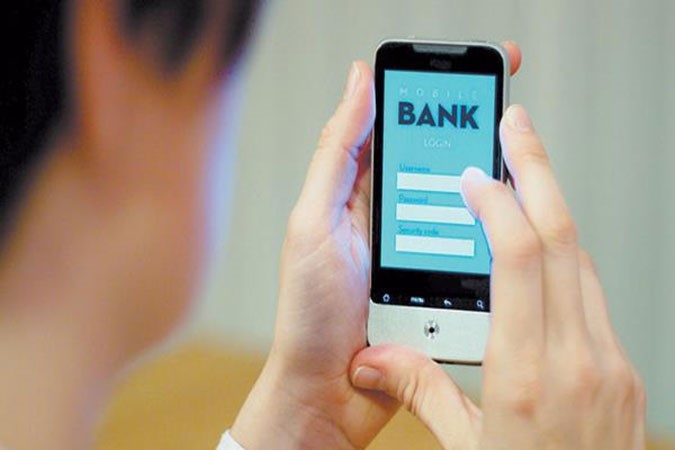 بالصور.. اخطر 10 عادات لمستخدمي الهواتف الذكية