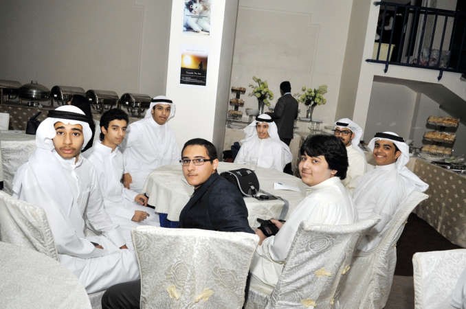 عدد من طلاب مدرسة التكامل العالمية﻿
