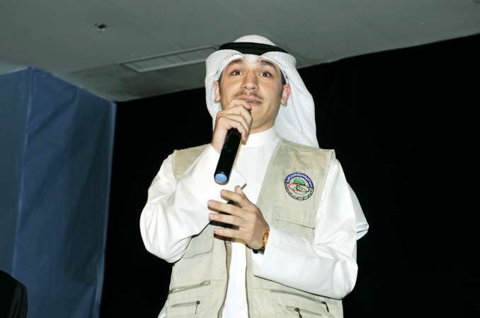 الطالب حمد العبدالغفور يعرض تجربته في العمل التطوعي برحلته الى سورية﻿
