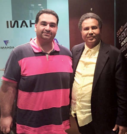 صلاح احمد مع فنان العرب محمد عبده﻿