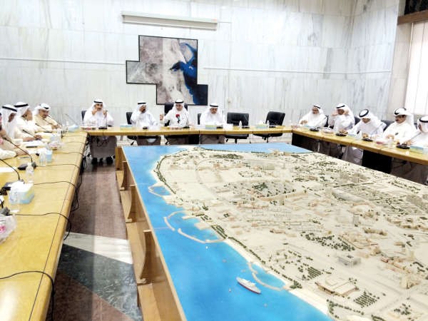 عبدالله الكندري مترئسا اجتماع لجنة الاصلاح والتطوير