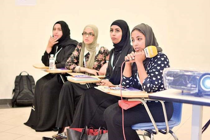 عدد من المشاركات