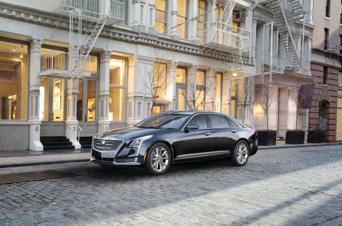 كاديلاك CT6.. العودة إلى قمة الفخامة