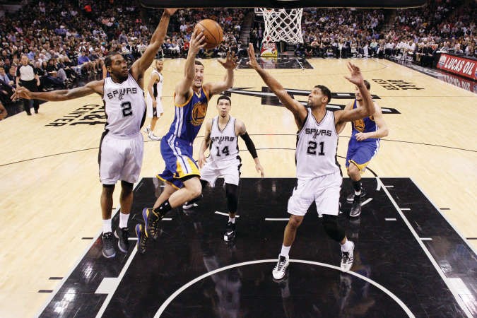سان انطونيو يوقف انتصارات غولدن ستايت في الـ «NBA»