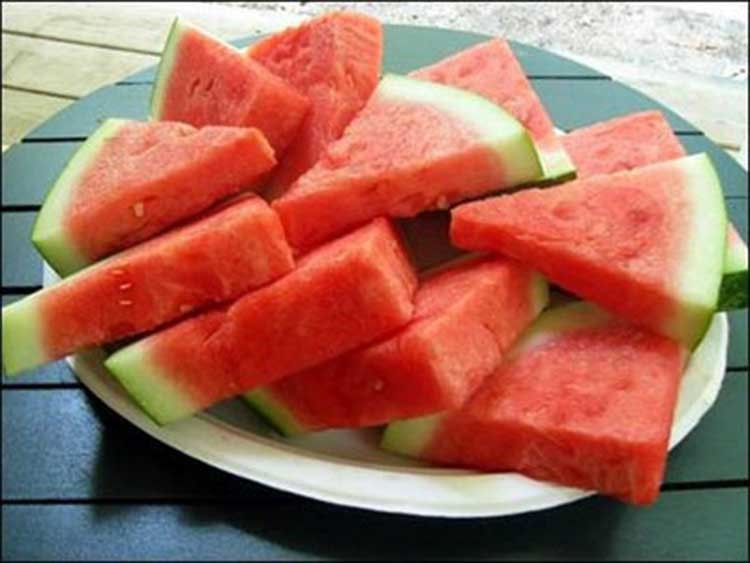 6 قطع من هذه الفاكهة تساوي حبّة فياغرا