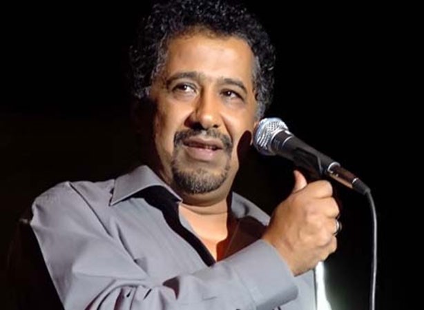 الشاب خالد ينشر صورة نادرة من زفافه.. شاهد
