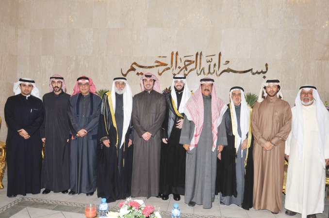 علي الجلاهمة واحمد الجلاهمة ومصعب الحساوي مع المعرس ووالده وابراهيم ومساعد ويعقوب واحمد اللوغاني