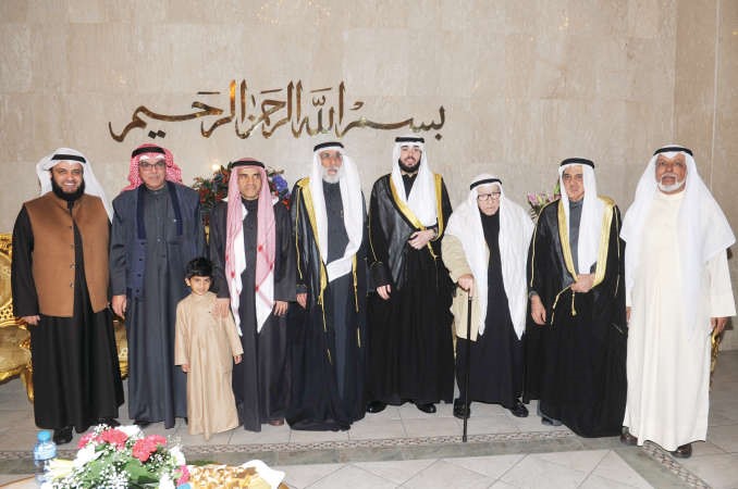 عيسى العثمان ونبيل العثمان ومشاري العفاسي يهنئون