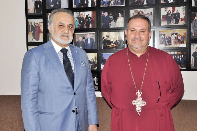 الحاج حسان حوحو مهنئا