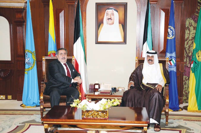 سمو نائب الامير وولي العهد الشيخ نواف الاحمد مستقبلا هوشيار زيباري﻿