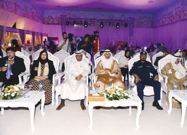 الشيخ فواز الخالد يتقدم الحضور