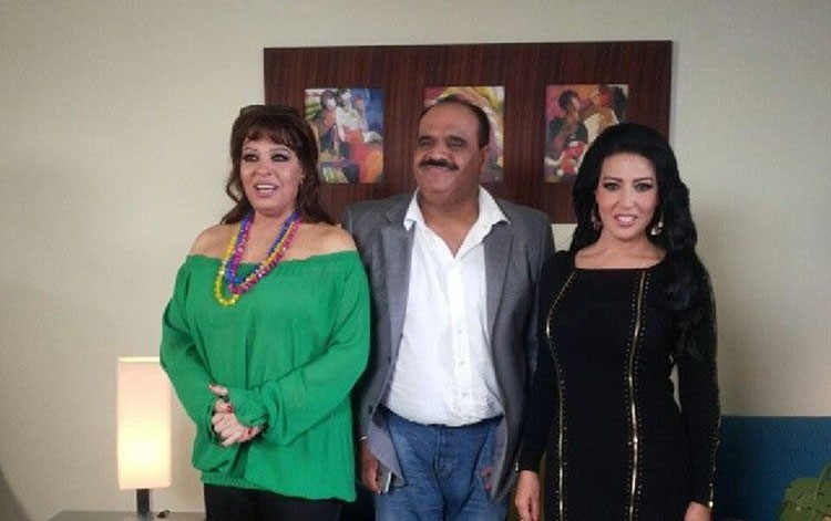 شاهد.. سمية الخشاب تستعرض رشاقتها نتيجة الريجيم امام داود حسين وفيفي عبده