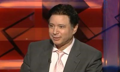 بالفيديو.. «البحر درويش» يروي تفاصيل رفضه تقبيل الفنانة «إيمان»