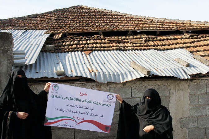 تبرعات اهل الكويت لترميم المنازل