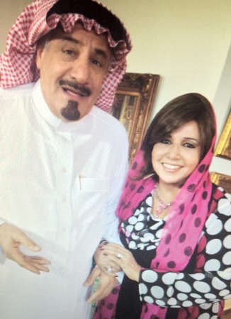 مريم الغامدي مع الراحل احمد الصالح في مسلسل هوامير الصحراء﻿