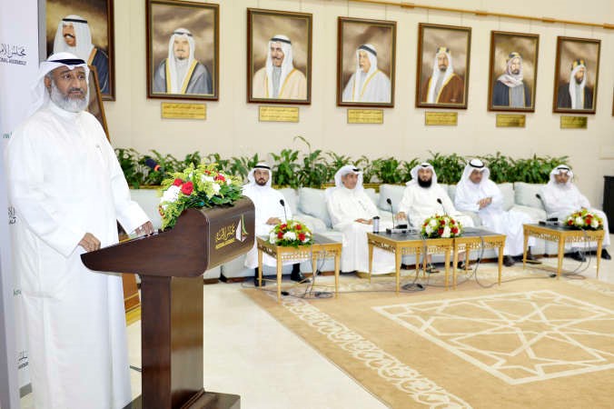 مبارك الخرينج وم عادل الخرافي وعلام الكندري وفالح العازمي خلال حفل تكريم جاسم الجاسم﻿