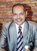 هشام عنبة﻿