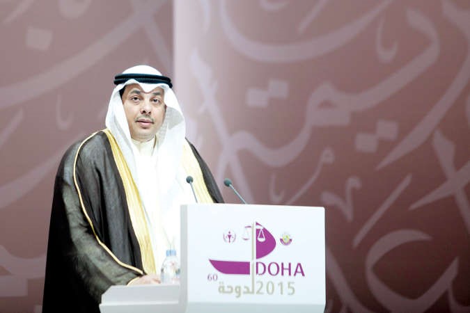  يعقوب الصانع متحدثا في المؤتمر