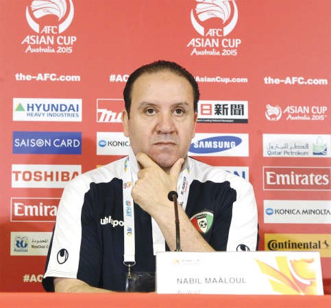 مدرب الازرق التونسي نبيل معلول في كاس اسيا الاخيرة﻿