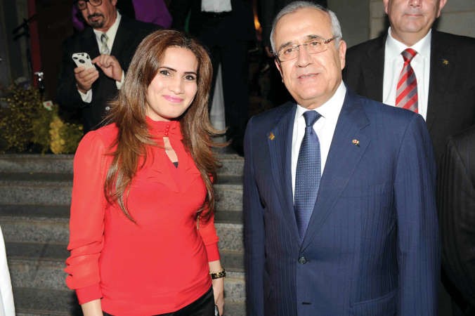 الرئيس سليمان مع الزميلة بيان عاكوم