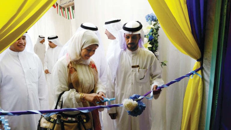 افتتاح الملتقى