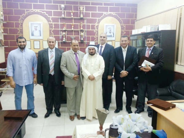 مفرج العتيبي متوسطا موجهي العلوم