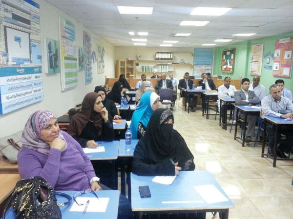 متابعة من المعلمين والمعلمات