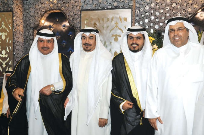 خليفة الخرافي وناصر الجلال يهنئان﻿