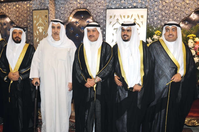 علي المتروك مهنئا﻿