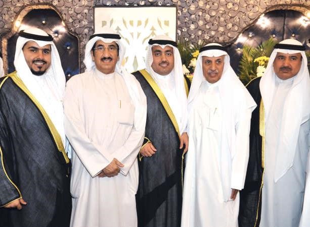 علي المرتكي وخالد الجميعان يباركان﻿