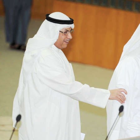 الشيخ خالد الجراح خلال الجلسة
