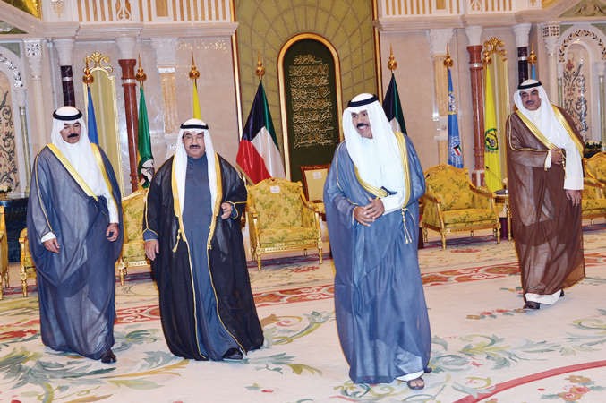 سمو نائب الامير وولي العهد الشيخ نواف الاحمد وسمو الشيخ ناصر المحمد والشيخ صباح الخالد والشيخ محمد الخالد 