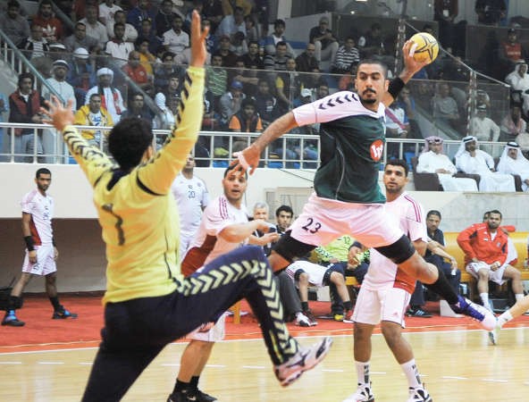 لاعب الخط الخلفي عبدالله مصطفى لم يظهربالشكل المطلوب امام دفاع القرين