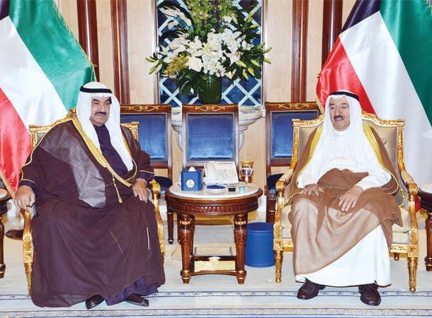 صاحب السمو الامير الشيخ صباح الاحمد مستقبلا سمو الشيخ ناصر المحمد﻿