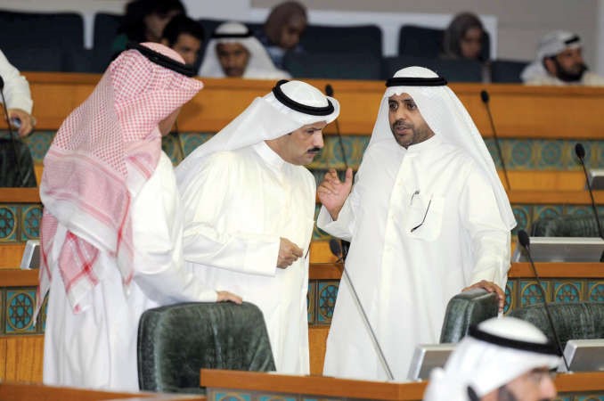 محمد الجبري وعبدالله العدواني وماضي الهاجري﻿