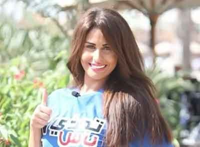 بالصور.. ابنة مي سليم تزورها في اللوكيشن