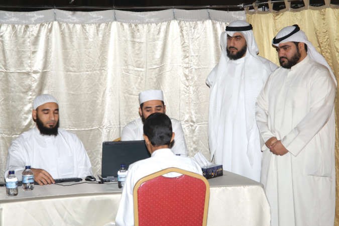 ناصر الكندري مراقب الحلقات في زيارة للاختبارات﻿